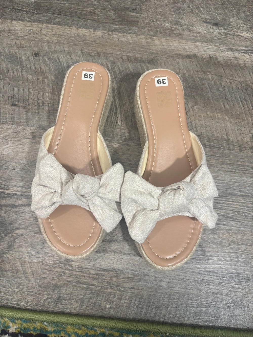 NWT Women’s Neutral Bow Espadrille Wedge Slide Sandals - Size 39 / 8.5